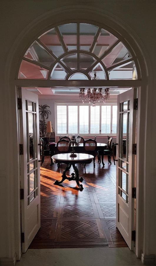 The Glenburn Penthouse Hotel Kolkata Exterior photo